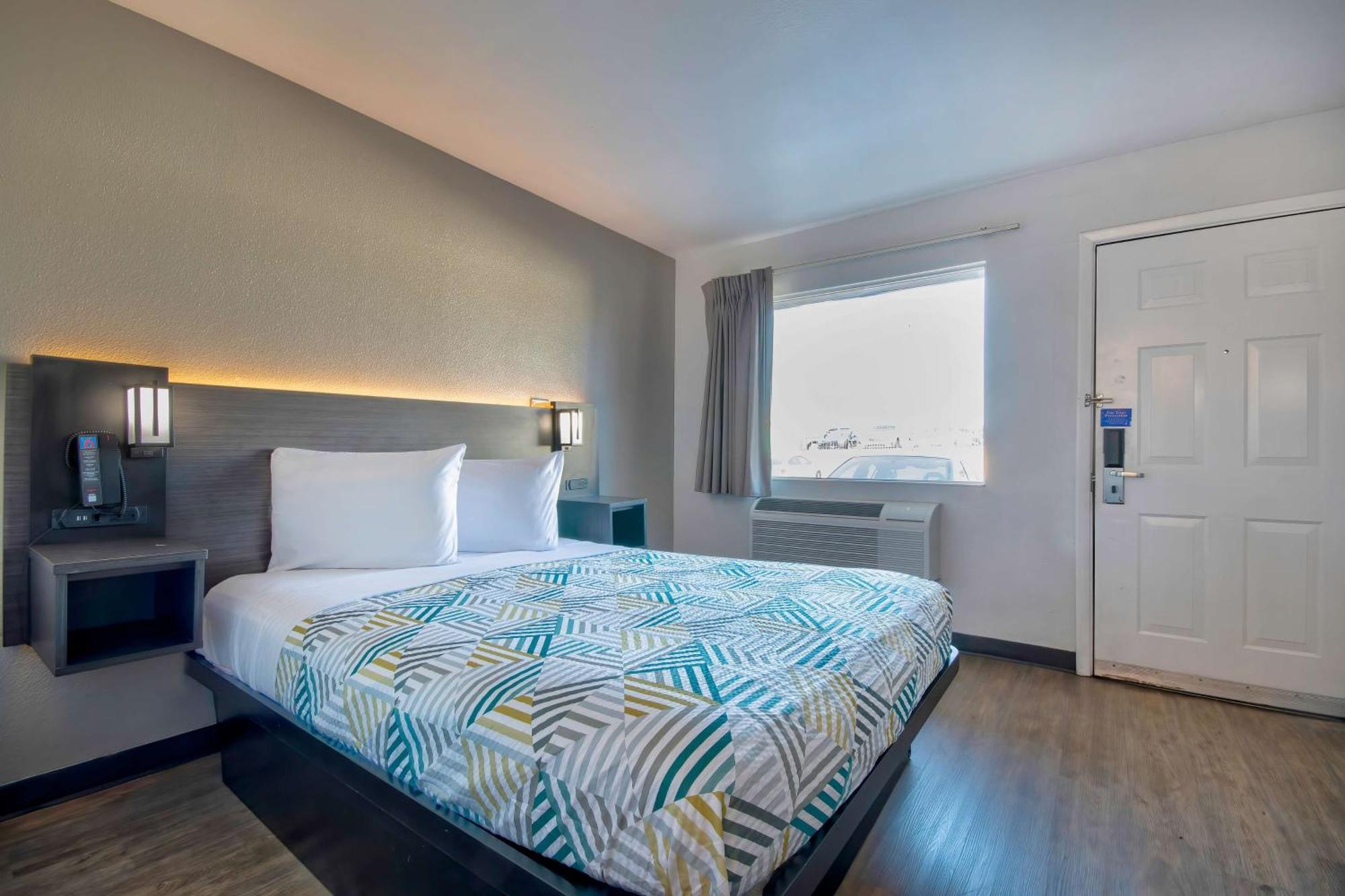 6-albuquerque, Nm - Carlisle Hotel 2*